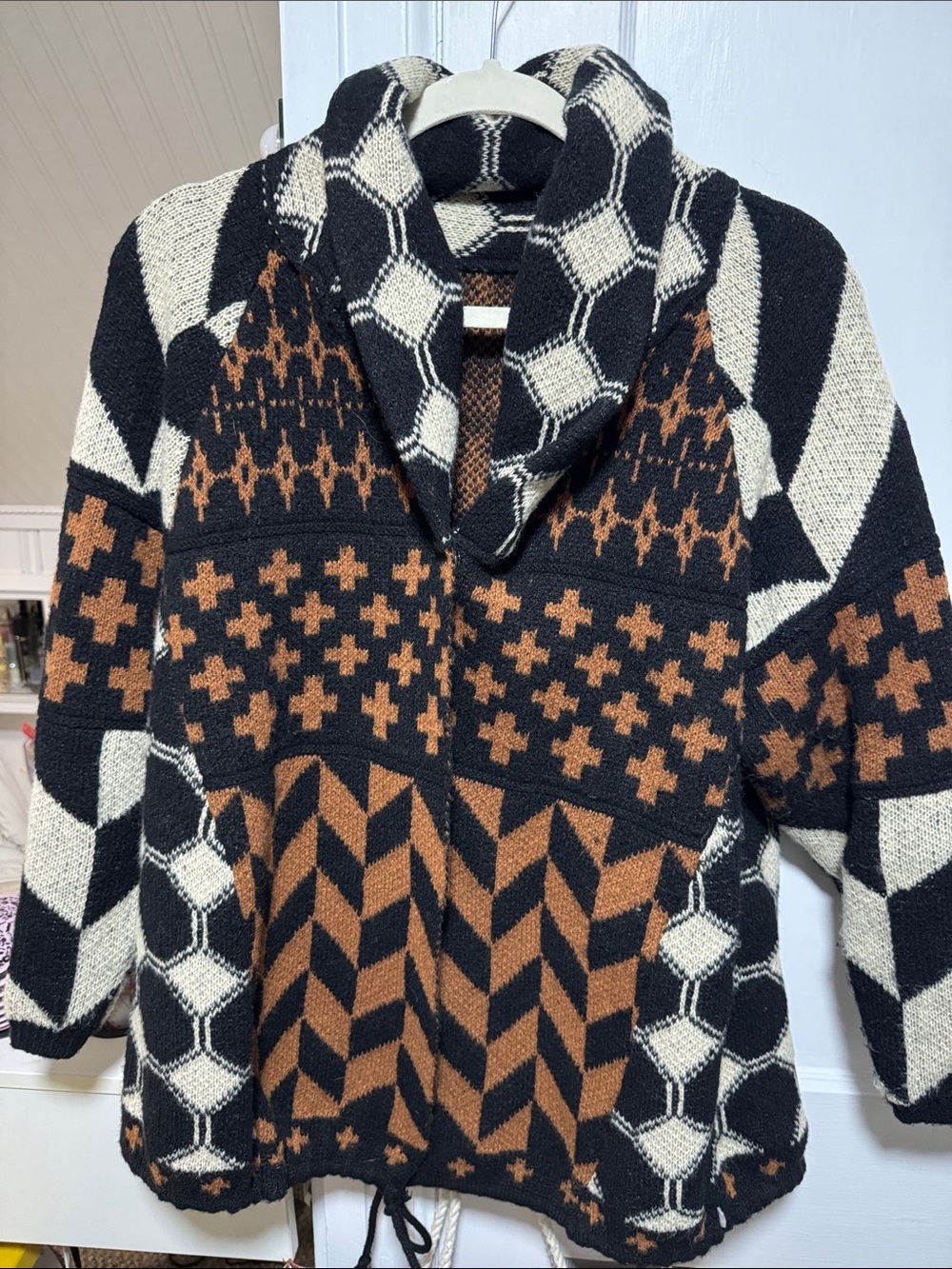 Cozy Geometric Shawl-Collar Sweater - Black, Cream & Brown